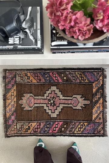 Knyttet Tæppe 56X82